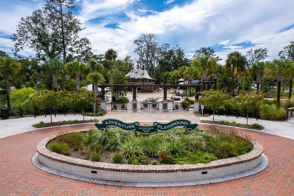 Updated And Classy One Br Oceanview Condo Bikes & Beach Gear Included Hilton Head Island Exterior photo